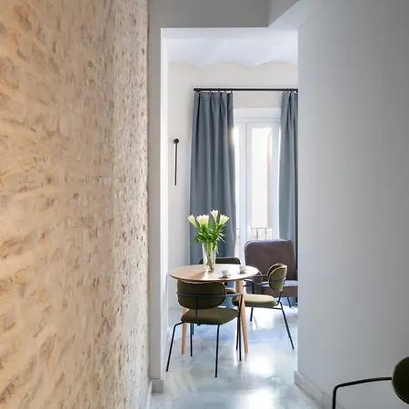 Magno Apartments San Gil - Shared Jacuzzi Séville Extérieur photo